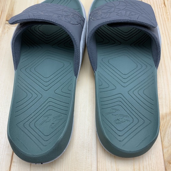 Jordan Hydro 7 Slides (Multiple Sizes) - Picture 3 of 6
